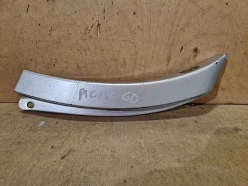 Modanatura rivestimento destro